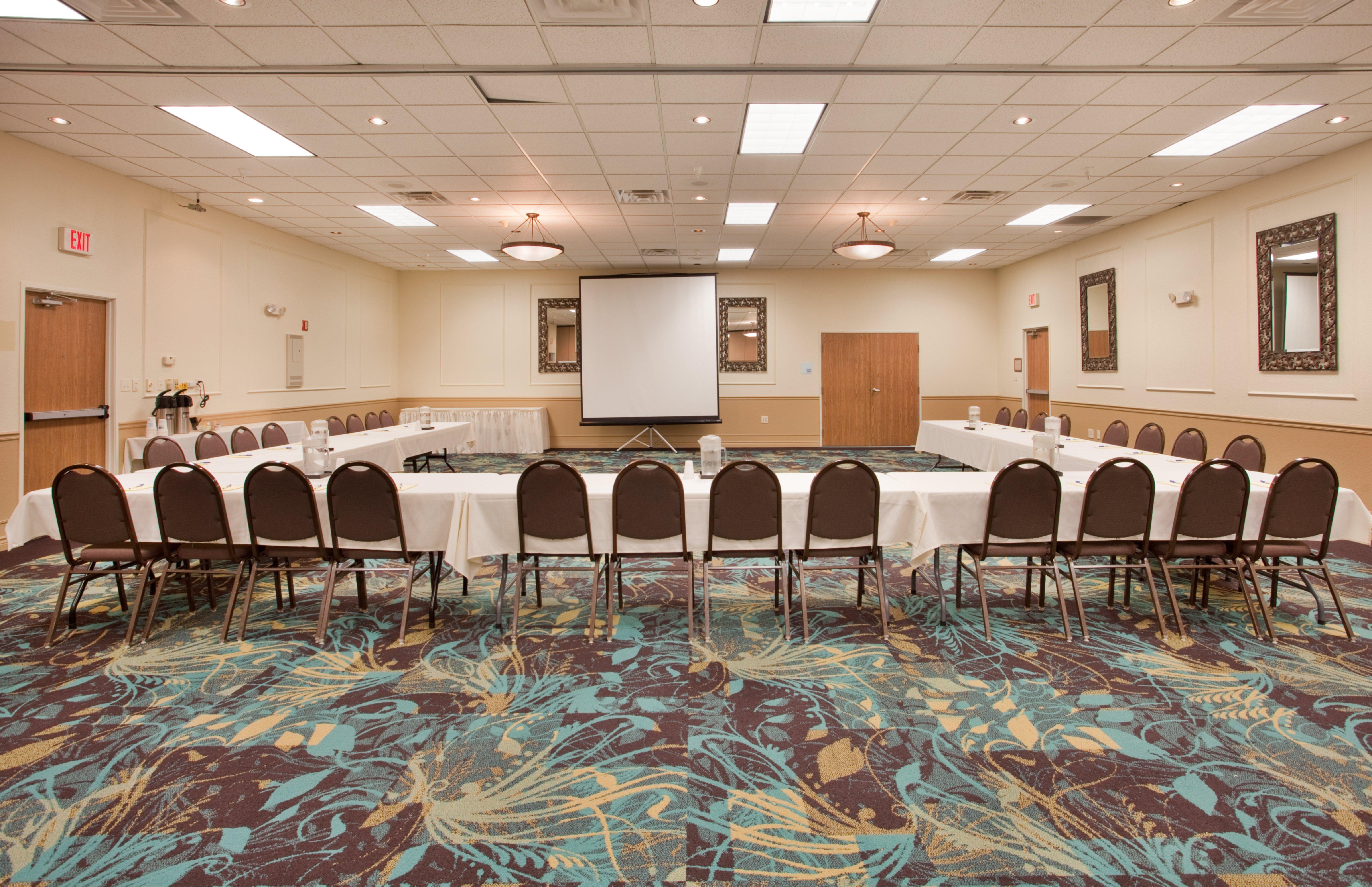 Holiday Inn Express Hotel & Suites Beatrice By Ihg Εξωτερικό φωτογραφία