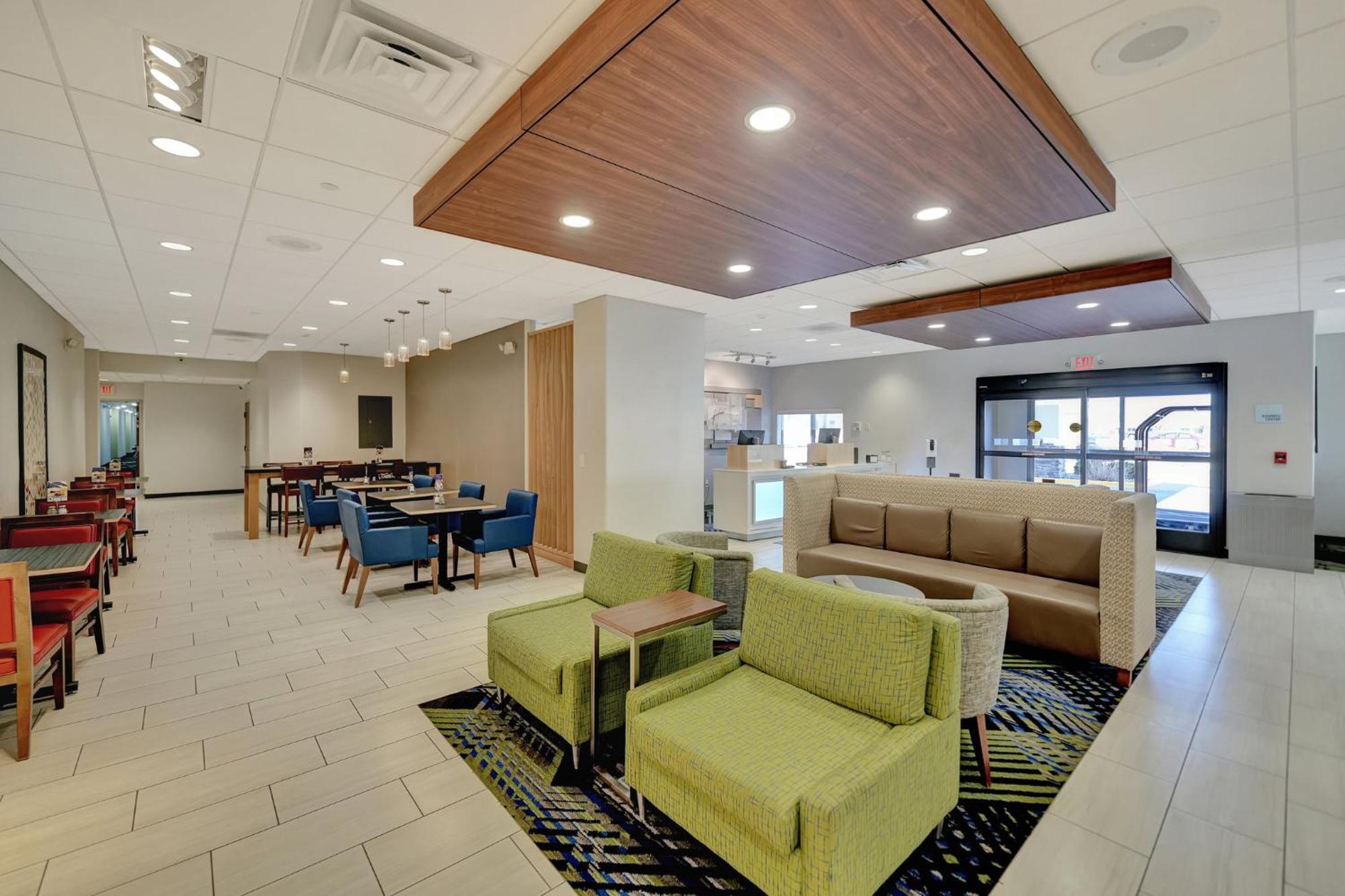 Holiday Inn Express Hotel & Suites Beatrice By Ihg Εξωτερικό φωτογραφία