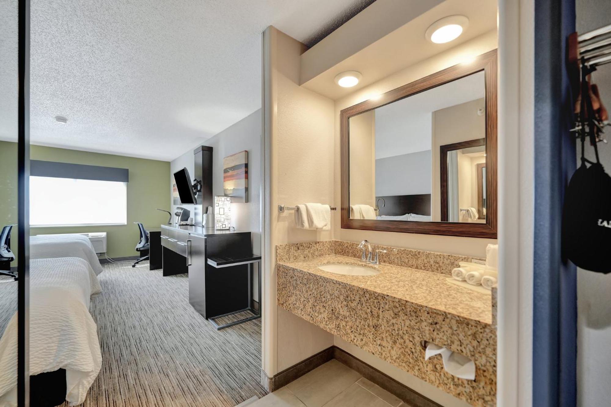Holiday Inn Express Hotel & Suites Beatrice By Ihg Εξωτερικό φωτογραφία